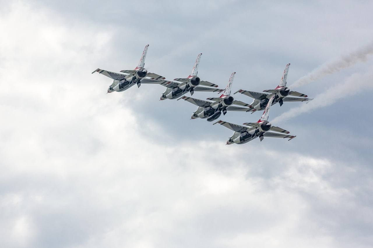 胡莱三国3：卡丁车购买衣服平台